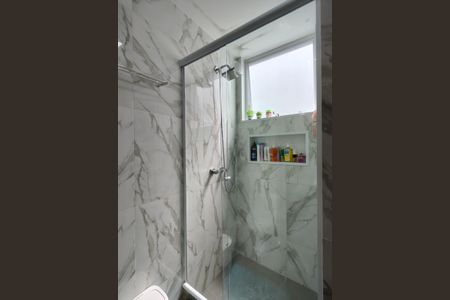 Casa de condomínio à venda com 480m², 4 quartos e 1 vagaBanheiro da Suíte 2