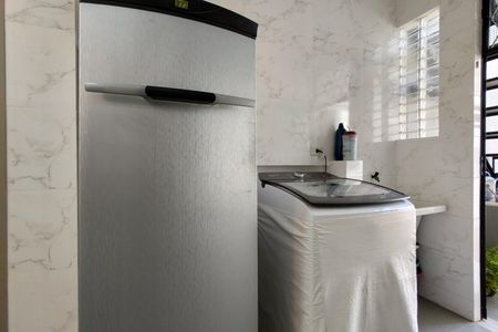 Casa de condomínio à venda com 480m², 4 quartos e 1 vaga Casa de condomínio à venda com 480m², 4 quartos e 1 vagaÁrea de Serviço