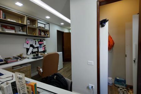 Casa de condomínio à venda com 480m², 4 quartos e 1 vaga Casa de condomínio à venda com 480m², 4 quartos e 1 vagaSuíte 3