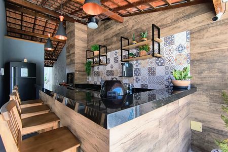 Casa de condomínio à venda com 480m², 4 quartos e 1 vaga Casa de condomínio à venda com 480m², 4 quartos e 1 vagaEspaço Gourmet