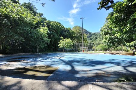 Casa de condomínio à venda com 480m², 4 quartos e 1 vaga Casa de condomínio à venda com 480m², 4 quartos e 1 vagaÁrea comum