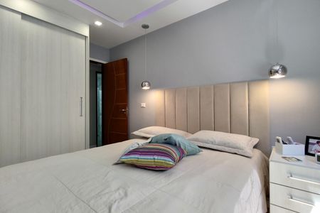 Casa de condomínio à venda com 480m², 4 quartos e 1 vaga Casa de condomínio à venda com 480m², 4 quartos e 1 vagaQuarto