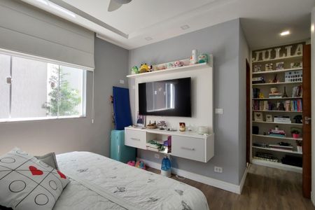 Casa de condomínio à venda com 480m², 4 quartos e 1 vaga Casa de condomínio à venda com 480m², 4 quartos e 1 vagaSuíte 2