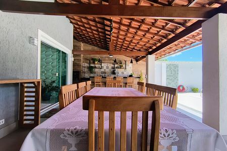 Casa de condomínio à venda com 480m², 4 quartos e 1 vaga Casa de condomínio à venda com 480m², 4 quartos e 1 vagaEspaço Gourmet