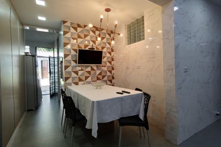 Casa de condomínio à venda com 480m², 4 quartos e 1 vaga Casa de condomínio à venda com 480m², 4 quartos e 1 vagaCozinha - Armários