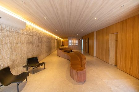 Apartamento à venda com 214m², 4 quartos e 2 vagas Apartamento à venda com 214m², 4 quartos e 2 vagasPortaria