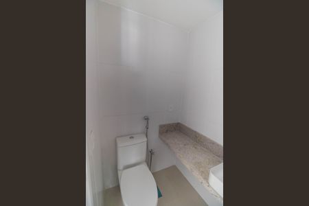 Apartamento à venda com 214m², 4 quartos e 2 vagas Apartamento à venda com 214m², 4 quartos e 2 vagasBanheiro da Suíte 3
