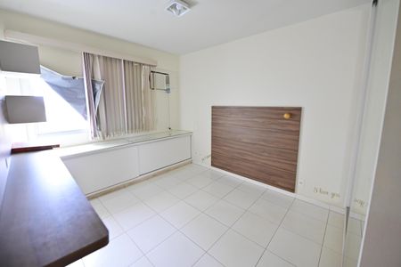 Apartamento para alugar com 57m², 2 quartos e 1 vagaSuíte