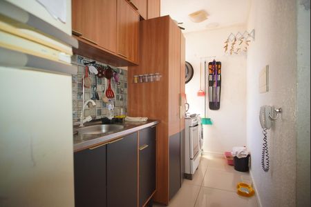 Cozinha de apartamento à venda com 2 quartos, 41m² em Santa Rosa de Lima, Porto Alegre
