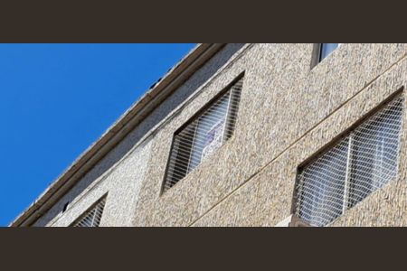 Apartamento à venda com 41m², 2 quartos e 1 vaga Apartamento à venda com 41m², 2 quartos e 1 vagaAdesivo