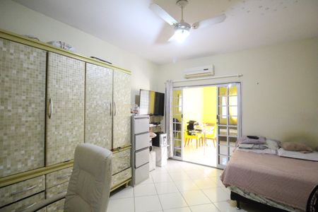 Casa de condomínio para alugar com 260m², 2 quartos e 2 vagasSuíte 1