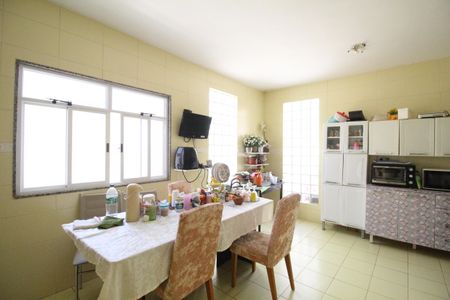 Casa de condomínio para alugar com 260m², 2 quartos e 2 vagasCozinha