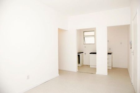 Apartamento à venda com 62m², 1 quarto e sem vagaSala