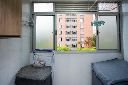 Apartamento à venda com 56m², 2 quartos e 1 vagaÁrea de Serviço