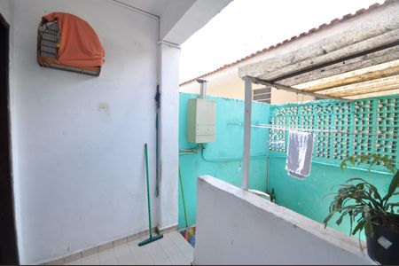 Casa à venda com 105m², 2 quartos e 1 vagaÁrea de Serviço