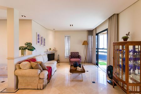 Apartamento à venda com 160m², 3 quartos e 3 vagas