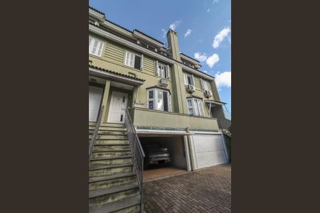 Casa de condomínio à venda com 167m², 3 quartos e 2 vagasFachada