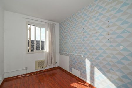 Casa de condomínio à venda com 167m², 3 quartos e 2 vagasQuarto 2