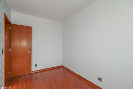 Casa de condomínio à venda com 167m², 3 quartos e 2 vagasQuarto 2