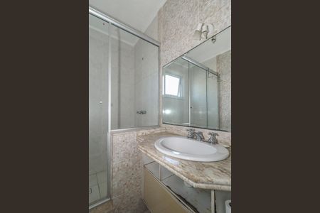 Casa de condomínio à venda com 167m², 3 quartos e 2 vagasBanheiro da Suíte