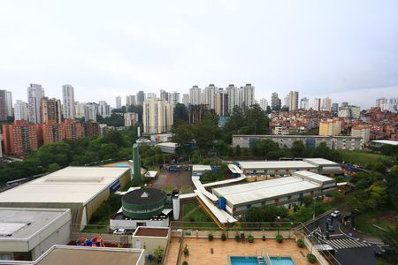 VISTA  de apartamento para alugar com 2 quartos, 57m² em Paraíso do Morumbi, São Paulo