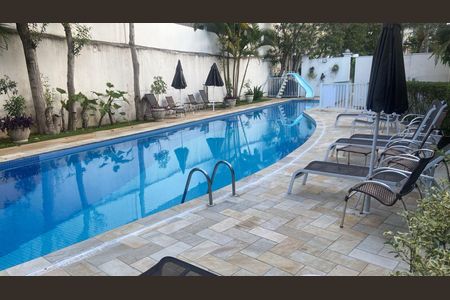 Casa de condomínio para alugar com 170m², 3 quartos e 2 vagasPiscina