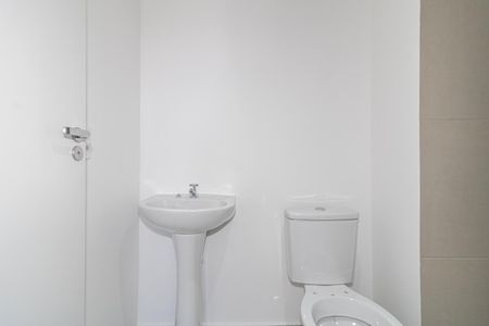 Apartamento à venda com 29m², 1 quarto e sem vaga Apartamento à venda com 29m², 1 quarto e sem vagaBanheiro da Suíte
