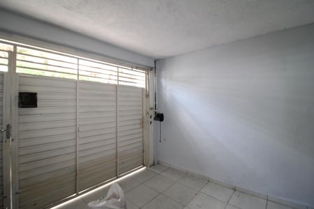Casa à venda com 138m², 2 quartos e 2 vagasGaragem