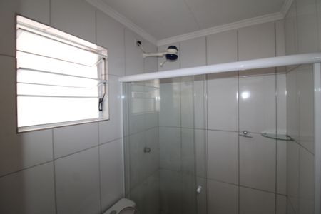 Casa à venda com 138m², 2 quartos e 2 vagasBanheiro