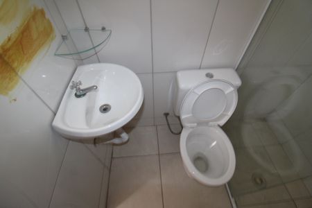 Casa à venda com 138m², 2 quartos e 2 vagasBanheiro