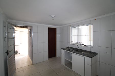 Casa à venda com 138m², 2 quartos e 2 vagasCozinha