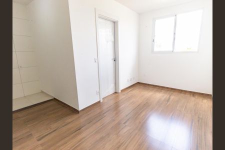 Apartamento para alugar com 34m², 2 quartos e sem vaga Apartamento para alugar com 34m², 2 quartos e sem vagaSala
