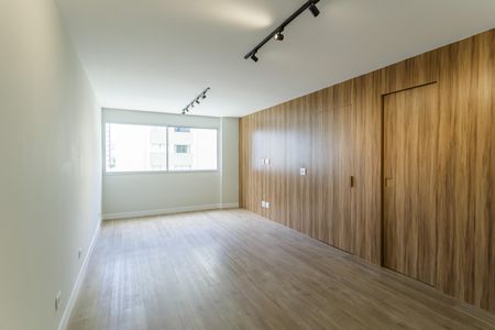 Apartamento à venda com 103m², 3 quartos e 1 vaga Apartamento à venda com 103m², 3 quartos e 1 vagaSala