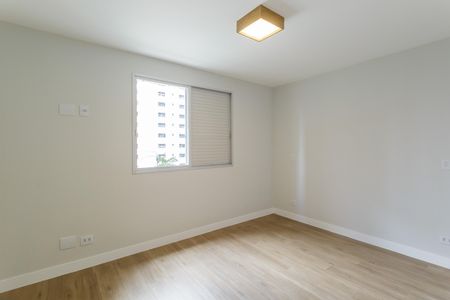 Apartamento à venda com 103m², 3 quartos e 1 vaga Apartamento à venda com 103m², 3 quartos e 1 vagaQuarto 2