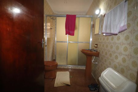 Casa à venda com 240m², 2 quartos e 5 vagasCasa 3 - Banheiro