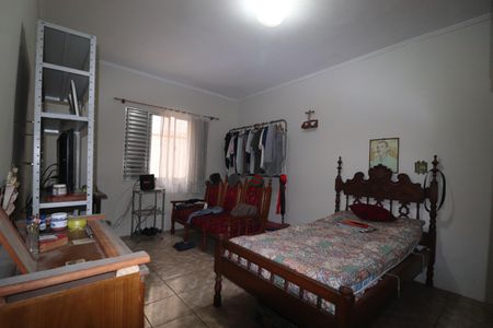 Casa à venda com 240m², 2 quartos e 5 vagasCasa 3 - Quarto 2