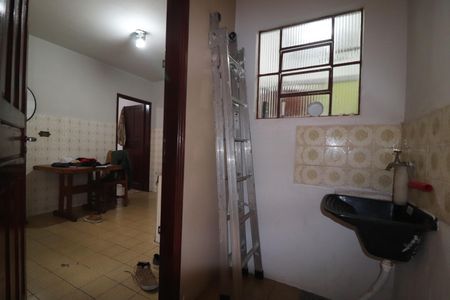 Casa à venda com 240m², 2 quartos e 5 vagasCasa 2 - Área de Serviço