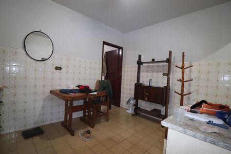Casa à venda com 240m², 2 quartos e 5 vagasCasa 2 - Cozinha