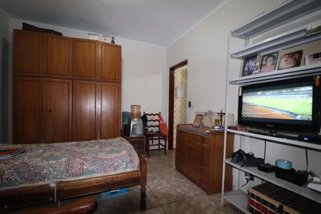 Casa à venda com 240m², 2 quartos e 5 vagasCasa 3 - Quarto 2