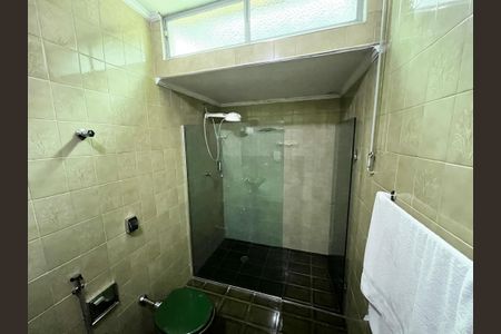 Casa à venda com 225m², 3 quartos e 5 vagasBanheiro da Suíte