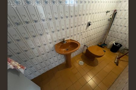 Casa à venda com 225m², 3 quartos e 5 vagasBanheiro da Garagem