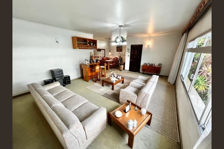 Sala de casa para alugar com 3 quartos, 225m² em Vila Ester (zona Norte), São Paulo