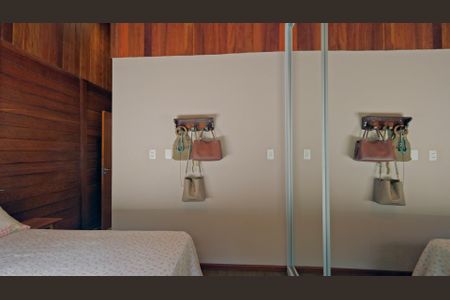 Casa de condomínio à venda com 150m², 4 quartos e 4 vagasQuarto 1