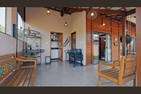 Casa de condomínio à venda com 150m², 4 quartos e 4 vagasVaranda da Sala