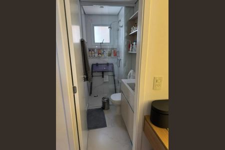 Banheiro de apartamento à venda com 2 quartos, 90m² em Vila Olímpia, São Paulo