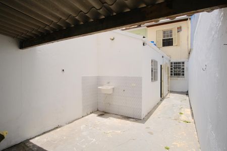Casa à venda com 110m², 3 quartos e 1 vagaQuintal