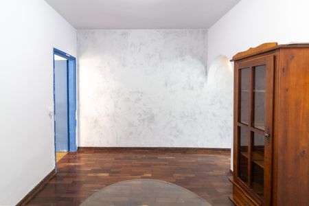 Casa para alugar com 140m², 3 quartos e 2 vagas Casa para alugar com 140m², 3 quartos e 2 vagasSala de Jantar