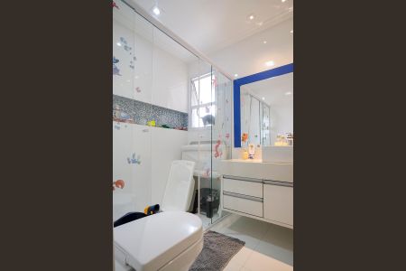 Apartamento à venda com 180m², 3 quartos e 3 vagasBanheiro da suíte 3