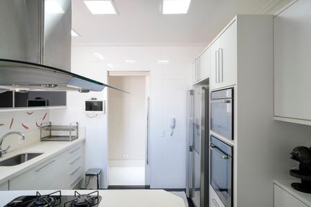 Apartamento à venda com 180m², 3 quartos e 3 vagasCozinha