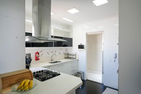 Apartamento à venda com 180m², 3 quartos e 3 vagasCozinha